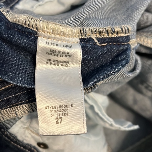 Guess Mid Rise Denim Jean Shorts Sz 27 - Picture 7 of 11